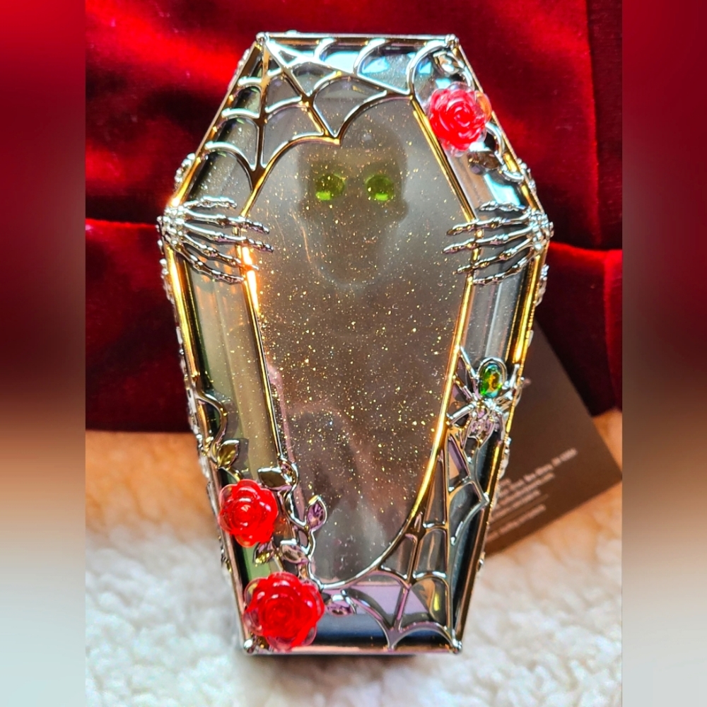 Bath & Body Works Coffin with Skeleton Inside Wallflower Halloween Wallflower